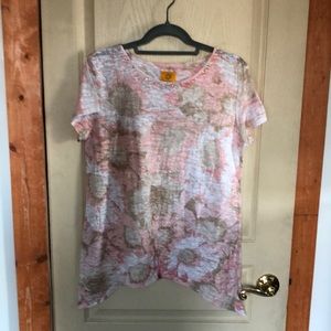 Ruby Red summer short sleeved top